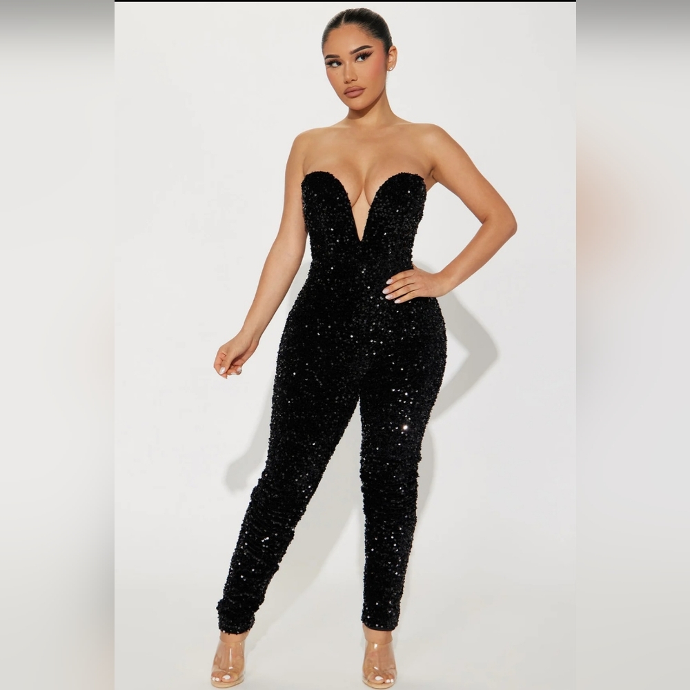 Brand new sz M fashion nova